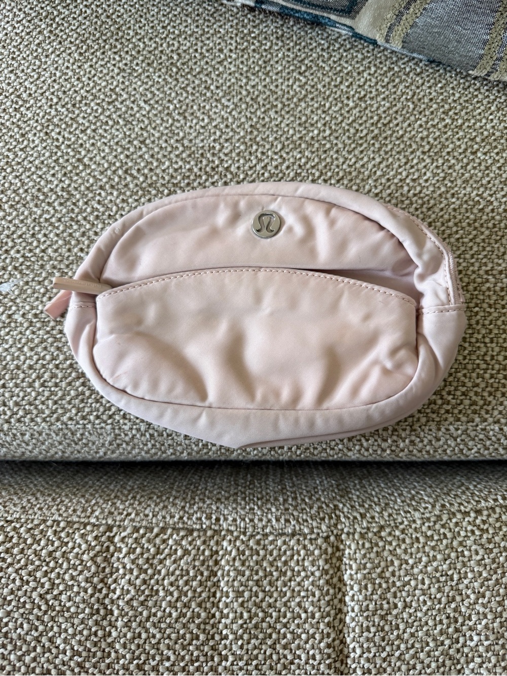 lululemon athletica Blush Pink Waist Pouch
